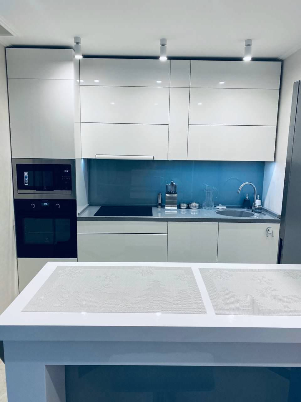 Фоновое изображение профиля Артем Артемов