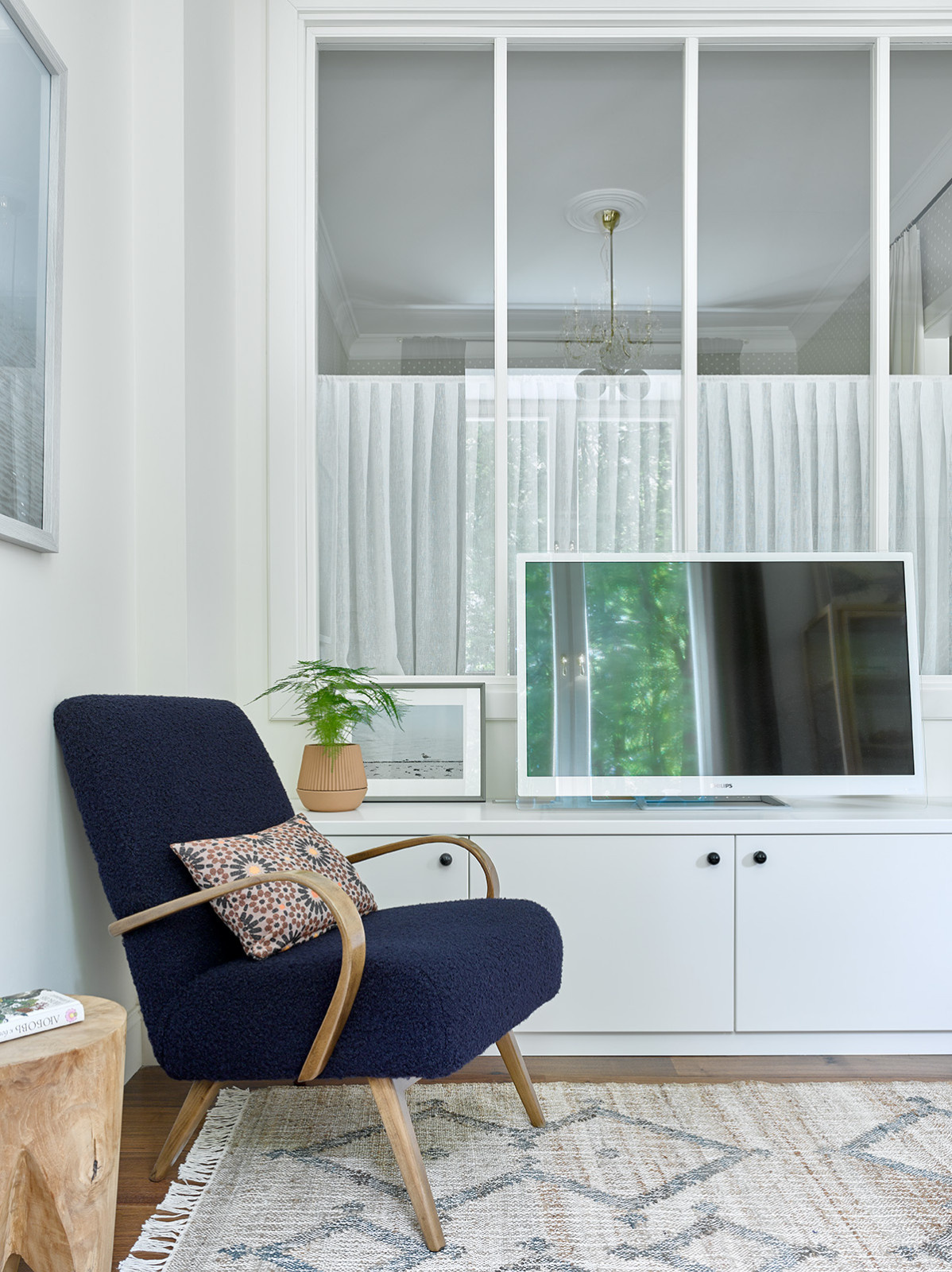 Houzz тур: Маленькая квартира цвета бумаги