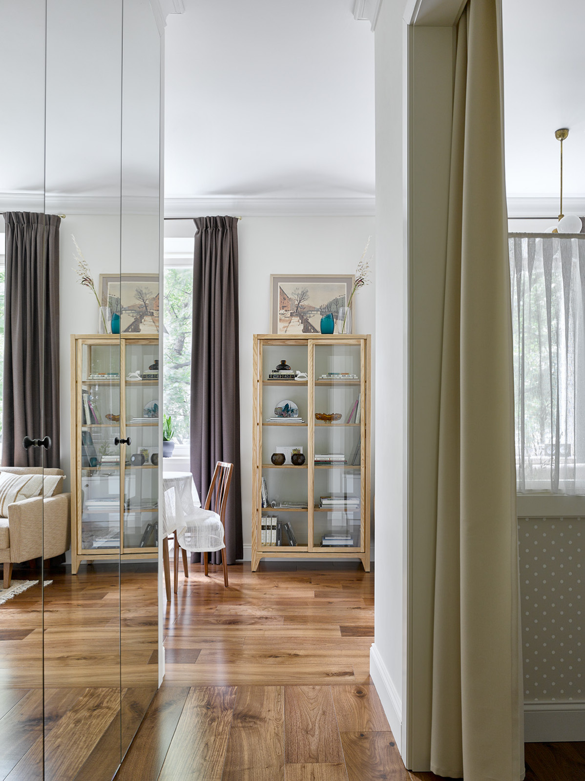 Houzz тур: Маленькая квартира цвета бумаги