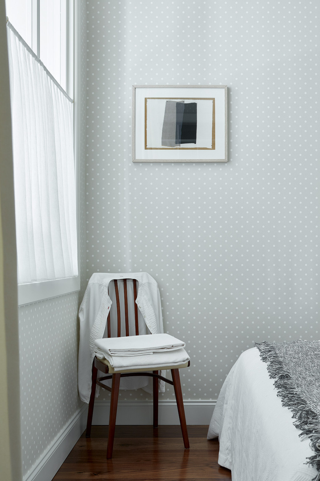 Houzz тур: Маленькая квартира цвета бумаги