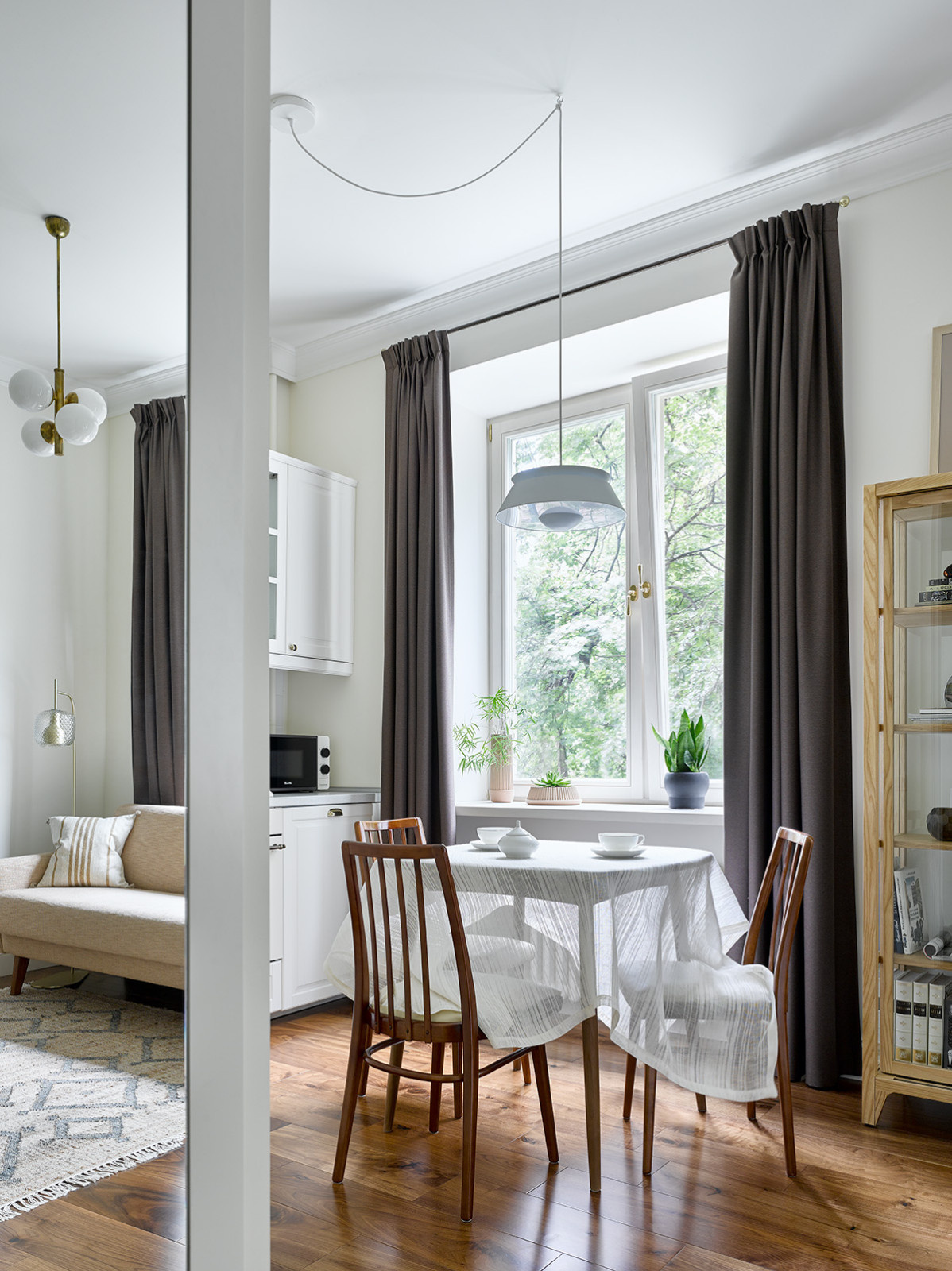 Houzz тур: Маленькая квартира цвета бумаги