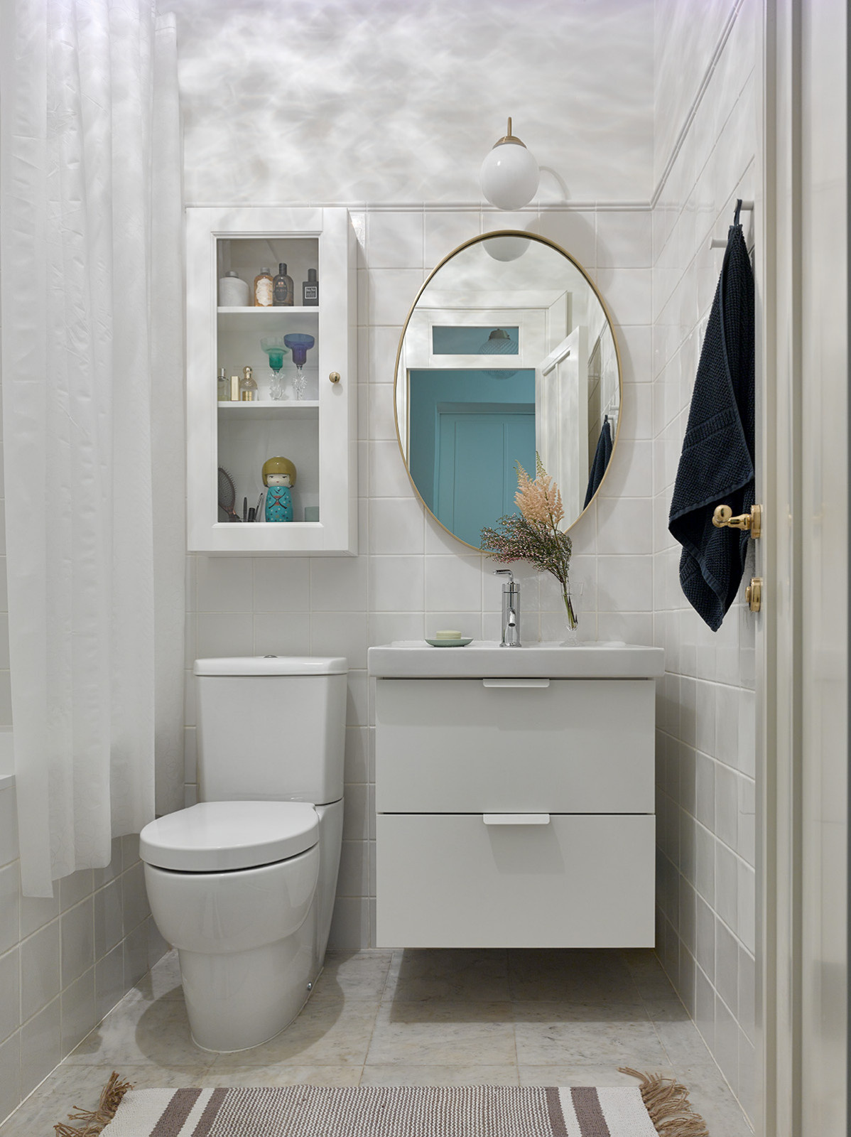 Houzz тур: Маленькая квартира цвета бумаги