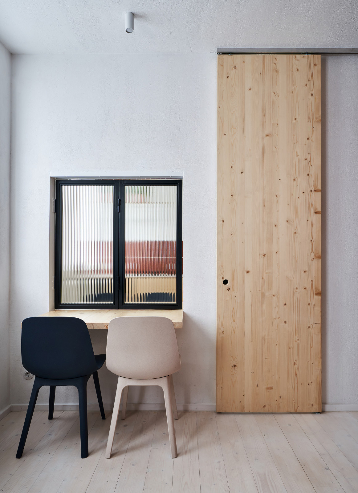 Houzz тур: 32 кв.м — квартира с внутренними окнами