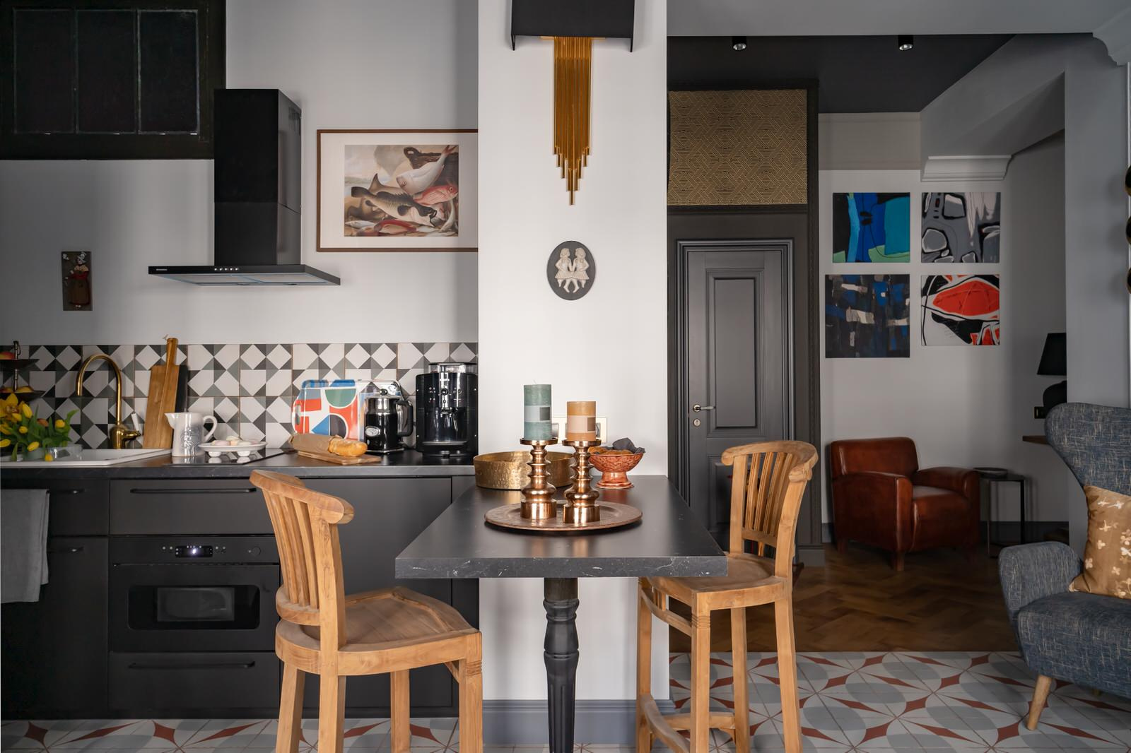 Houzz тур: Арт-квартира в Петербурге для временных визитов