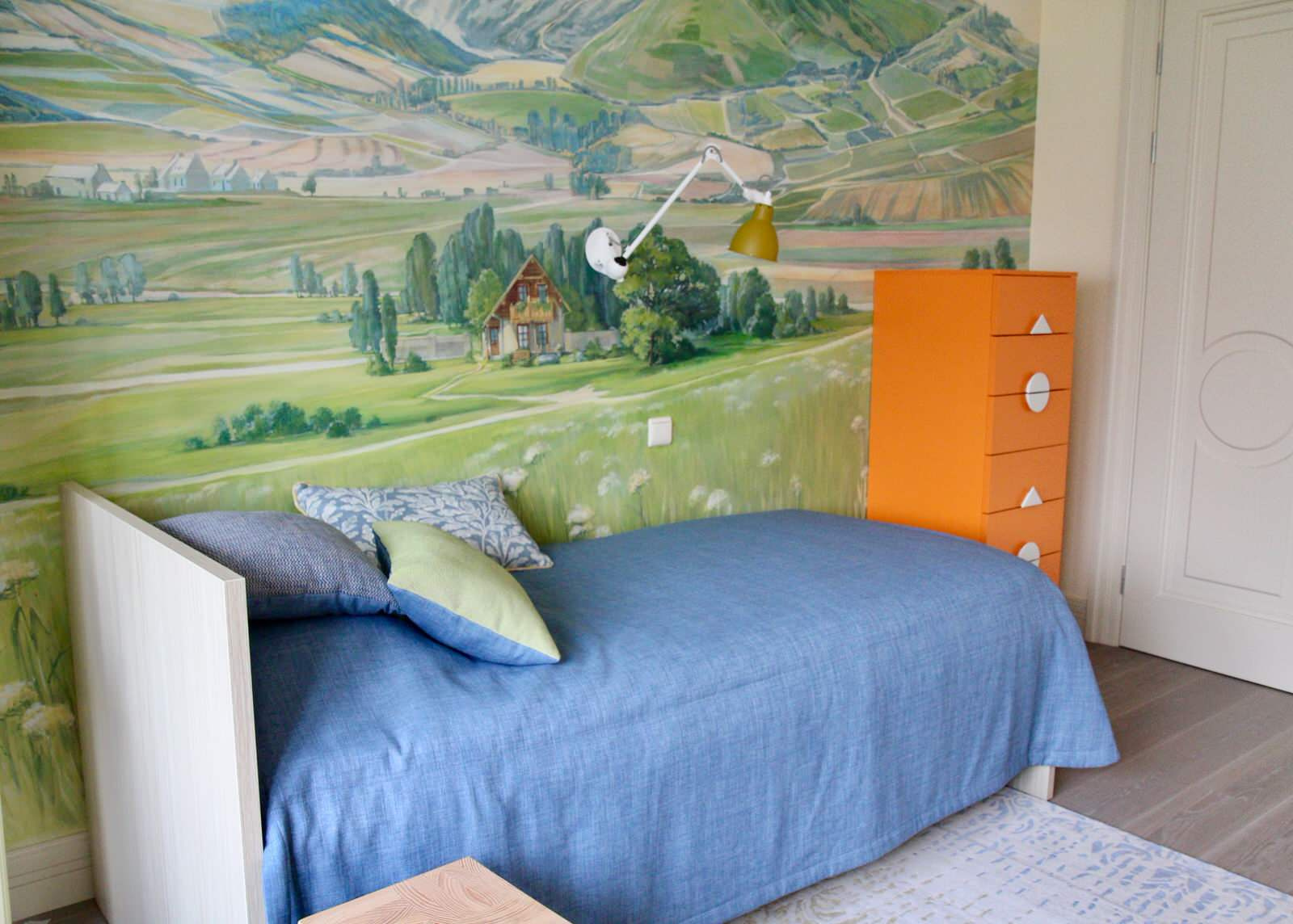 Квартира сад с птичками, 200 кв.м.