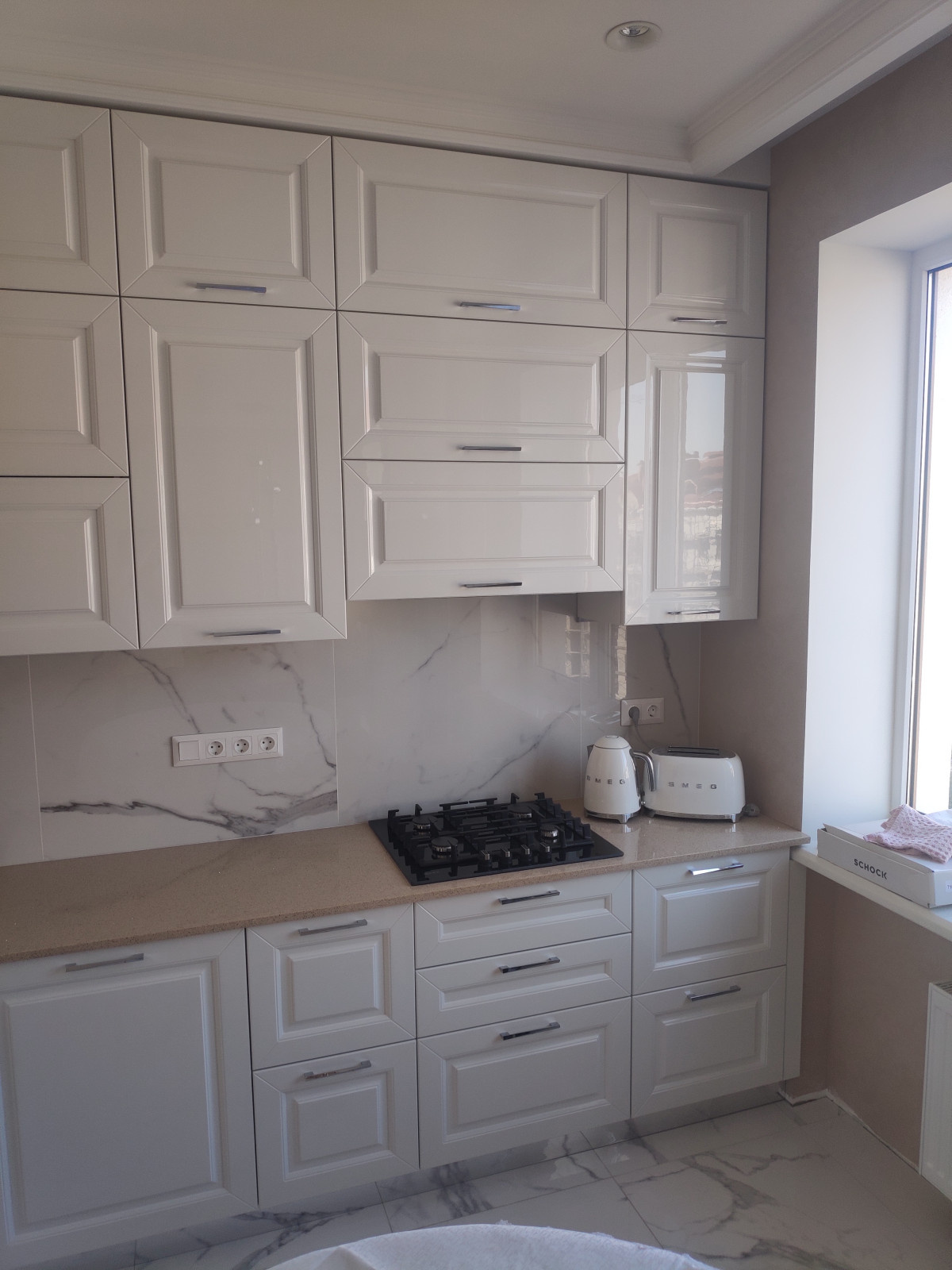 Белоснежка- глянцевая кухня. ЖК Таврический