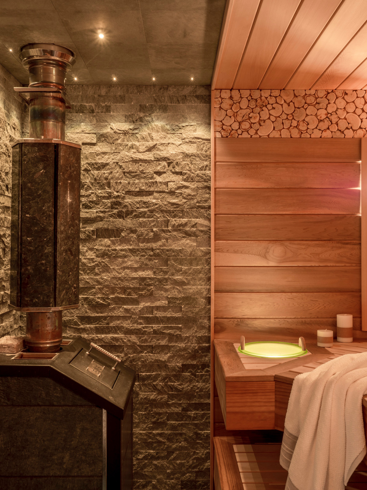 Обложка альбома: бани и сауны