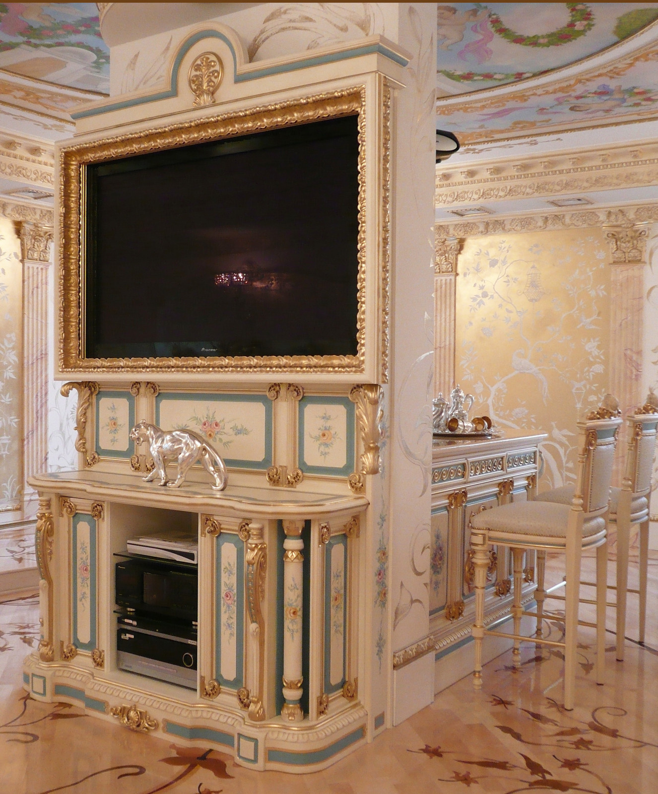 Квартира 350 м2 барокко