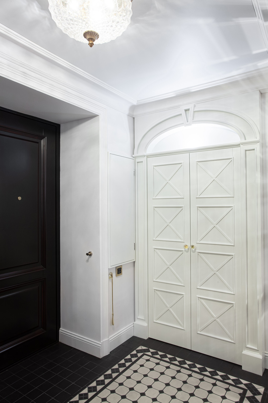 Квартира 64 м.кв. на Спасском пер.