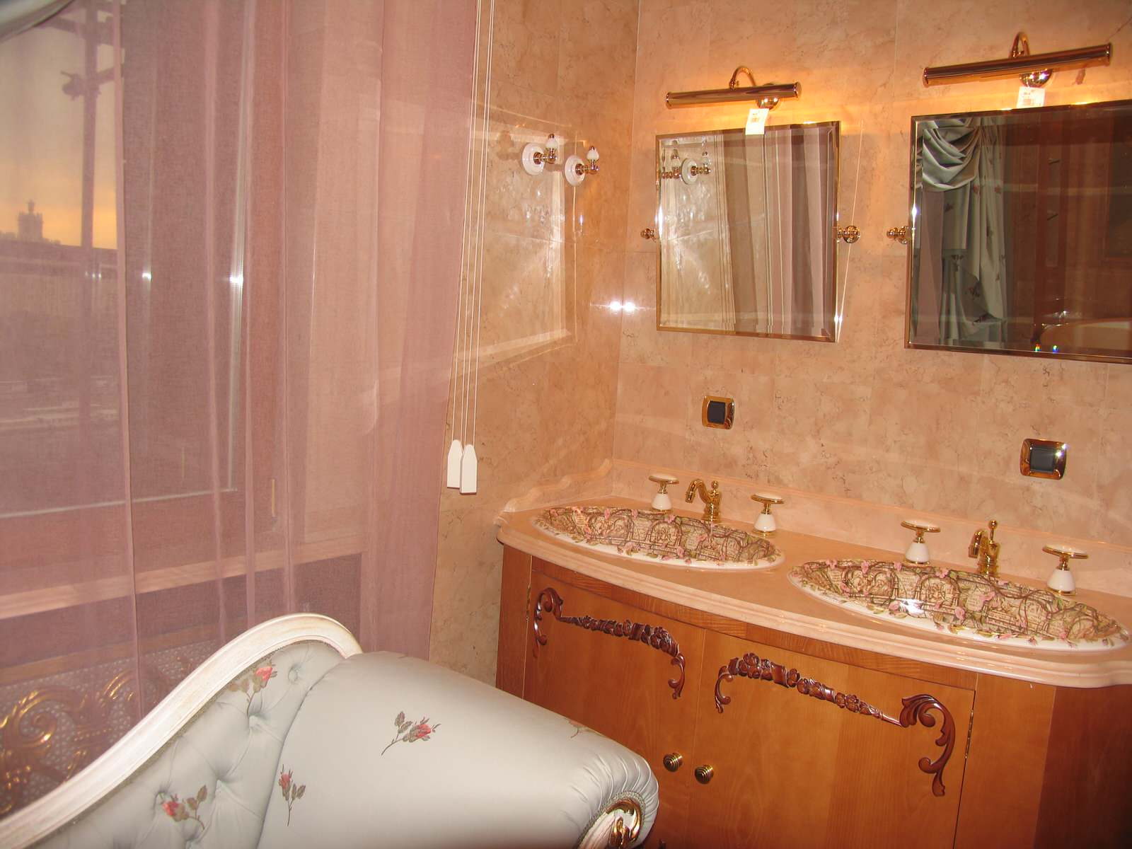 Дизайн-лаборатория Сергея Сергеева. Частная квартира на Ленинском Проспекте