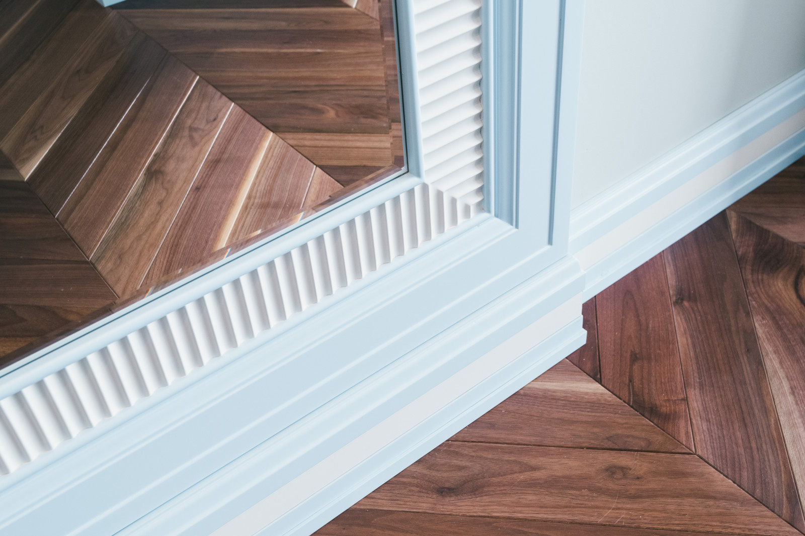 Уникальная гардеробная комната для мальчика