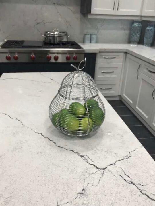 Кухня,кварцевый агломерат SMARTQUARTZ 6