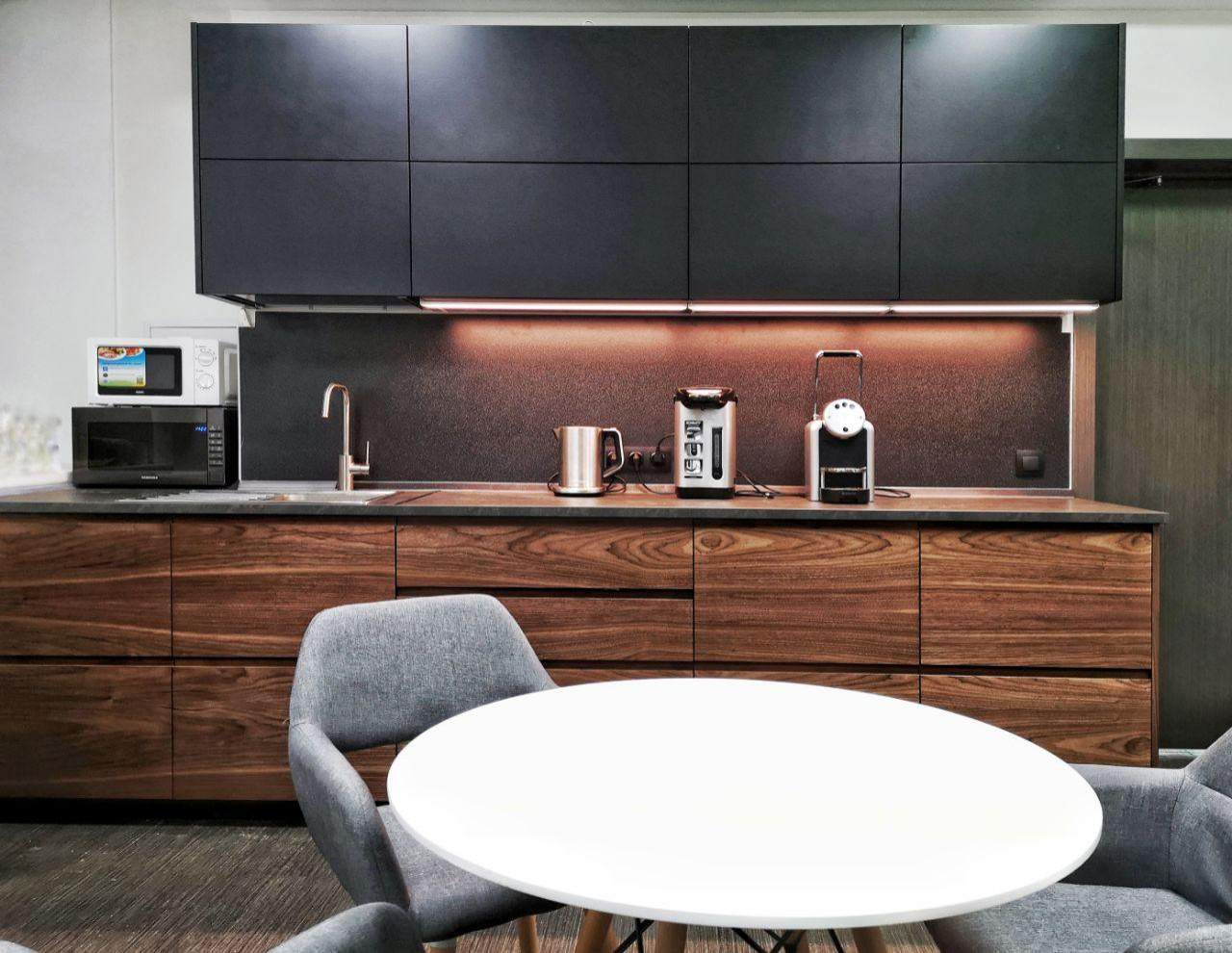 Фоновое изображение профиля ILF