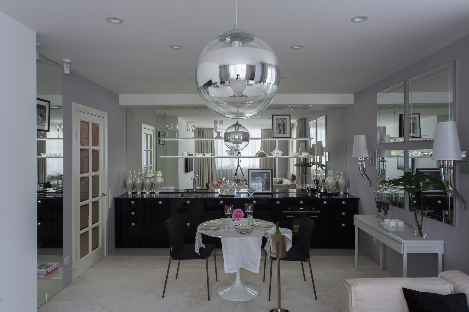 Просто фото: Кухня без верхних шкафов