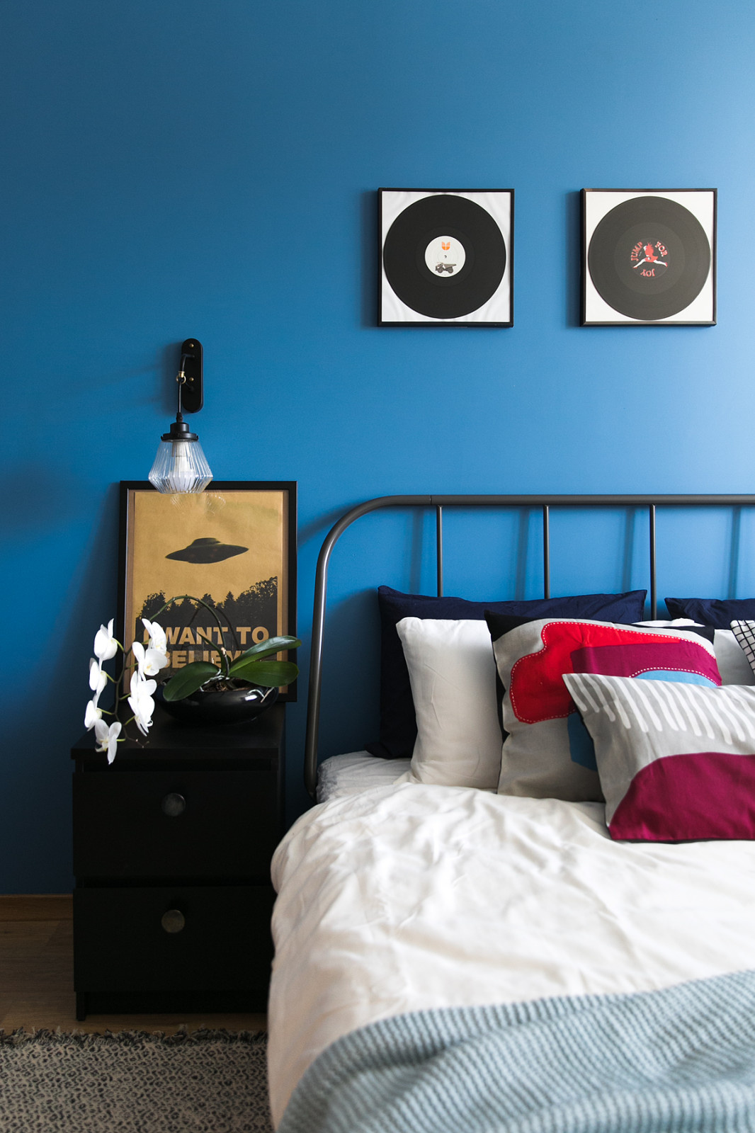 Однокомная квартира в сочных тонах