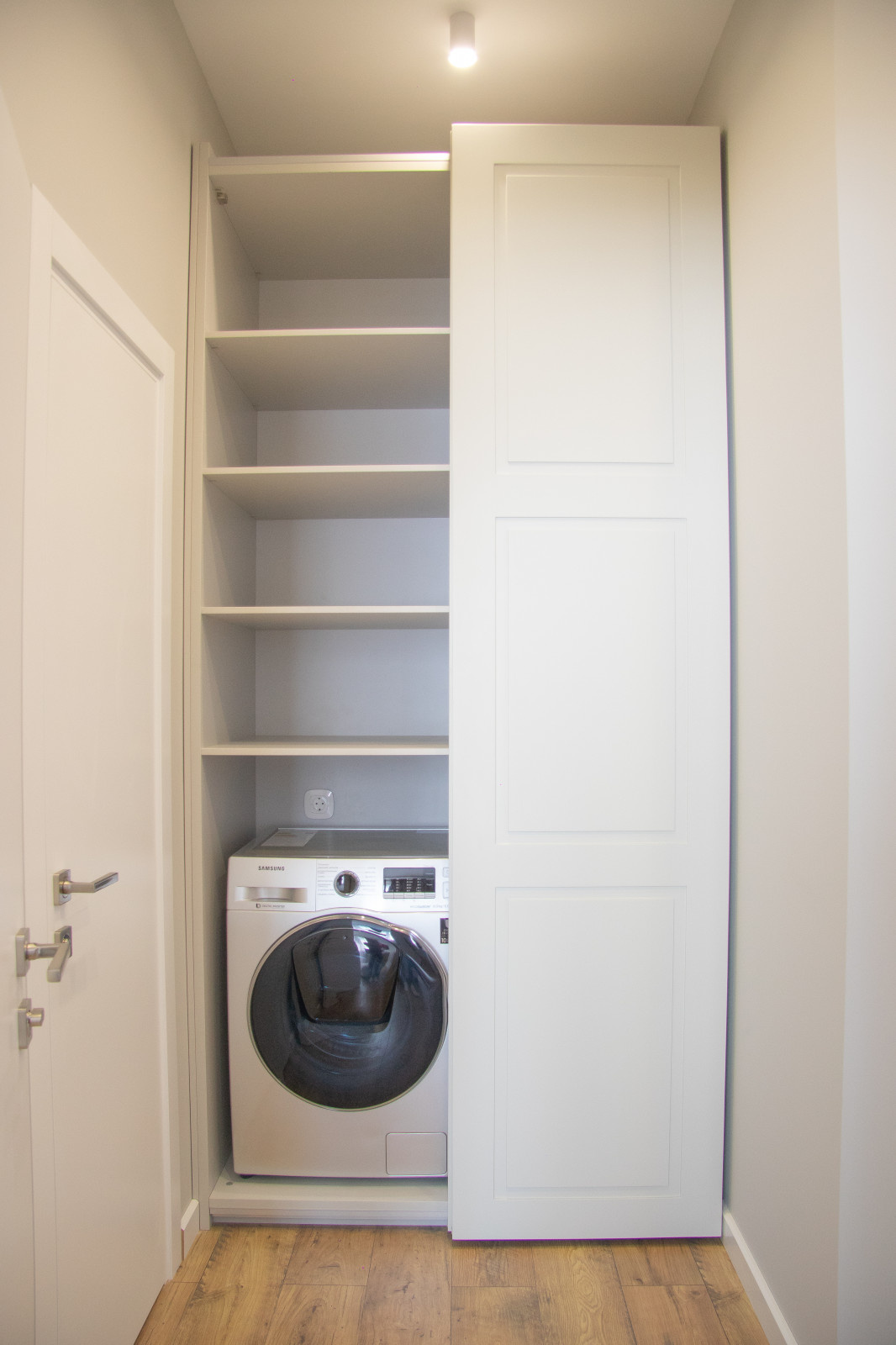 ЖК Краснобогатырская 90с2 Шкаф купе CINETO