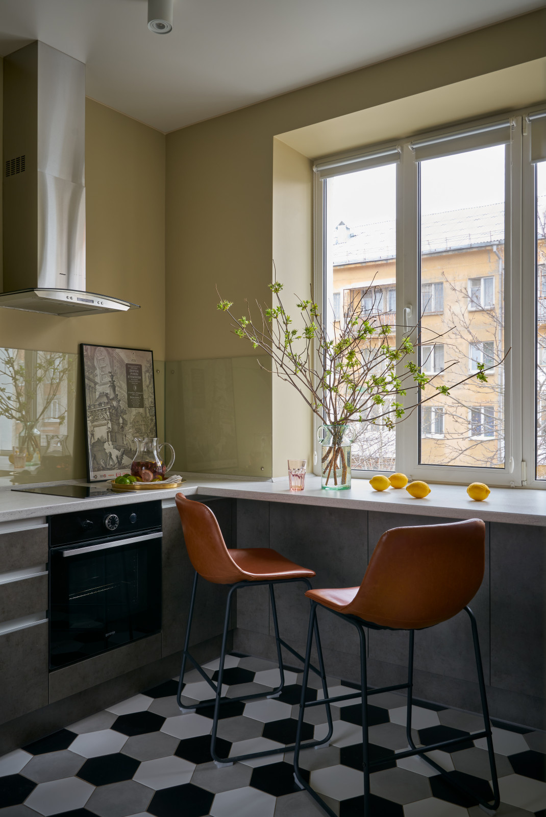 Маленькая квартира для молодого мужчины | Men's Apartment