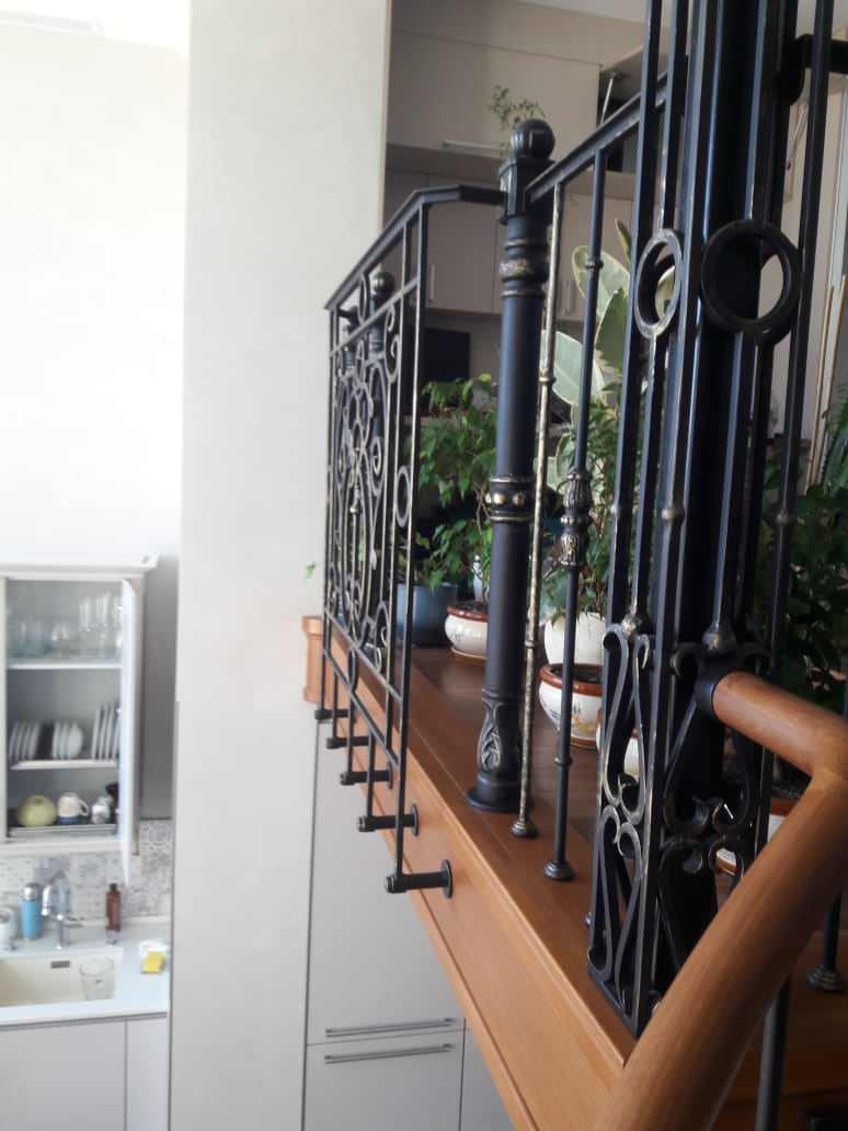 Обложка проекта: Винтовая лестница, с подсветкой.