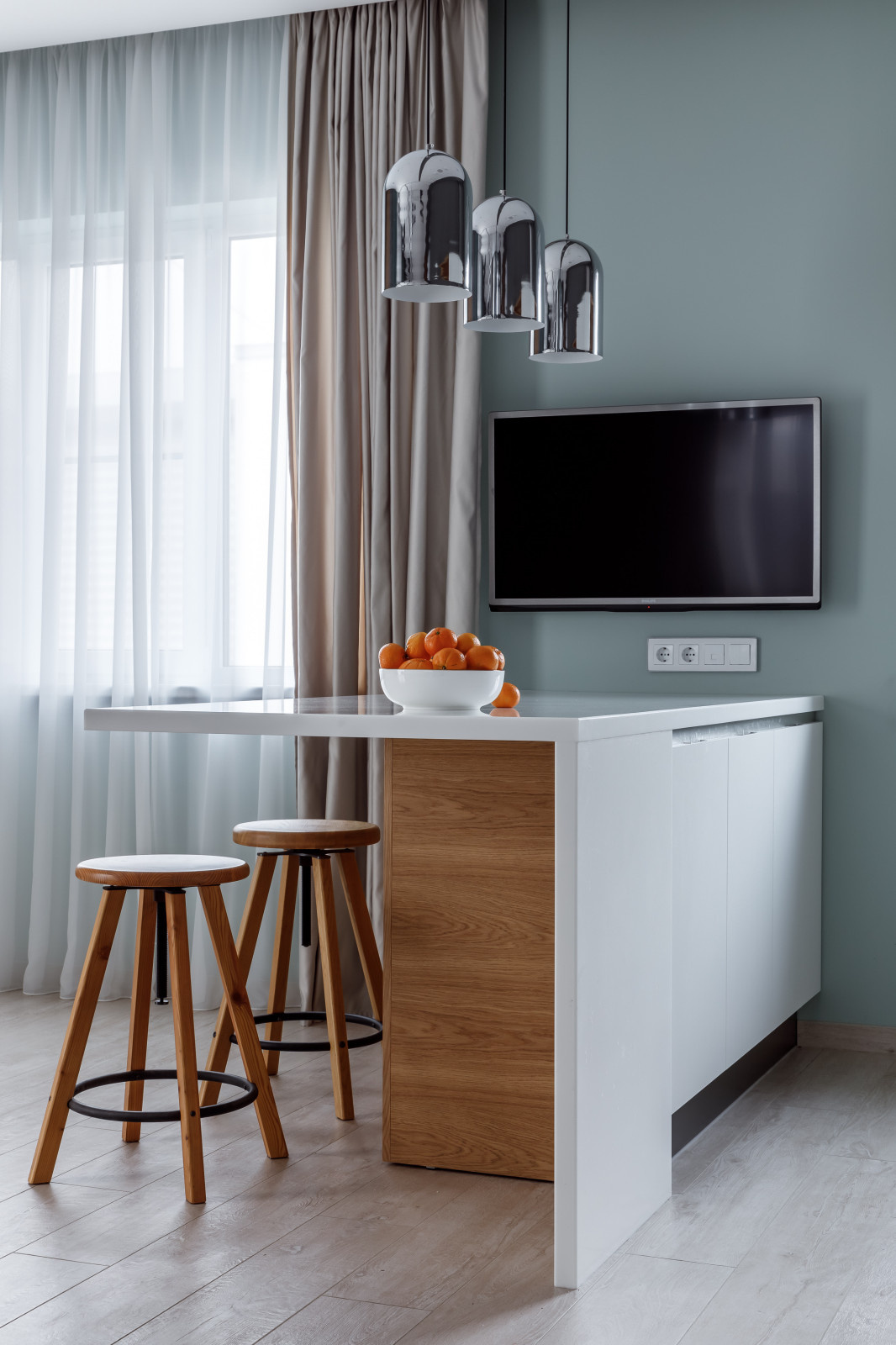 Дом, умный дом(фотографии кухни-гостиной)