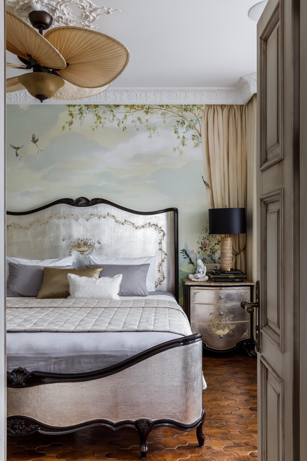 Квартира со скрытыми комнатами