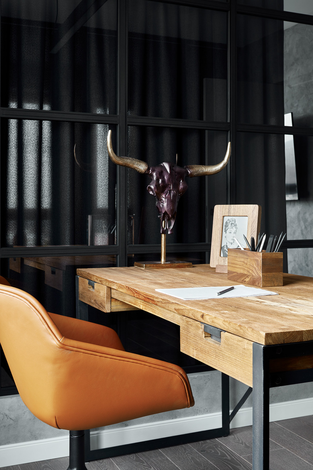 "Брутальный лофт в Московской новостройке"