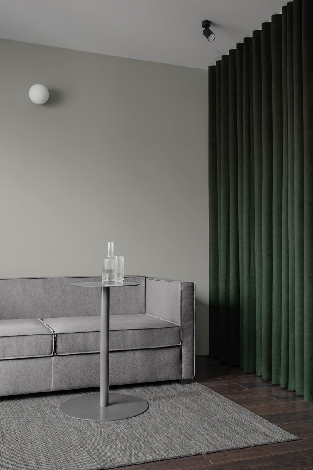 Minimalistic & ascetic
