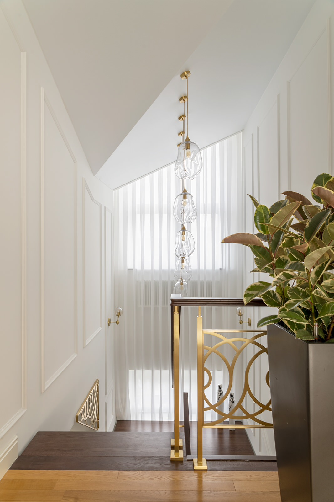 Белый, холодный, бразильский кофе