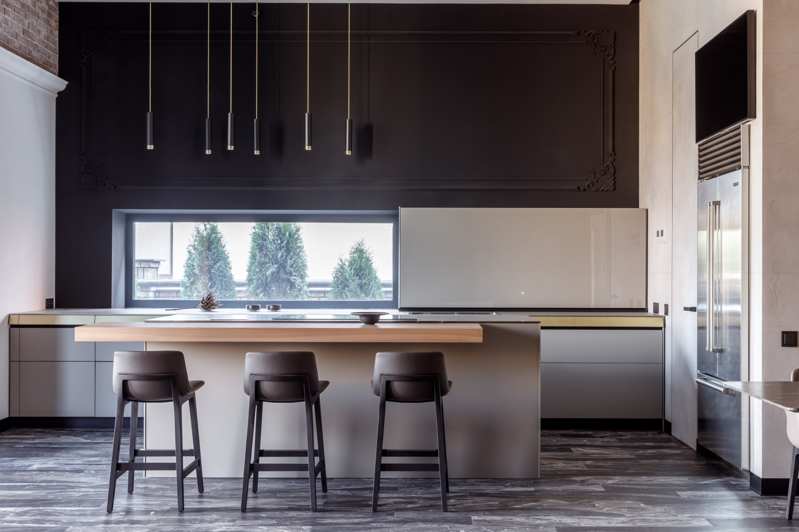 Просто фото: Цвет вместо кухонного шкафчика