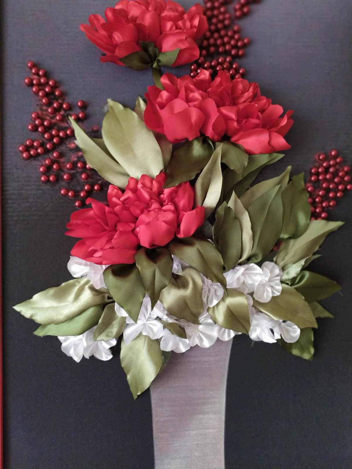 Обложка проекта: Красные пионы