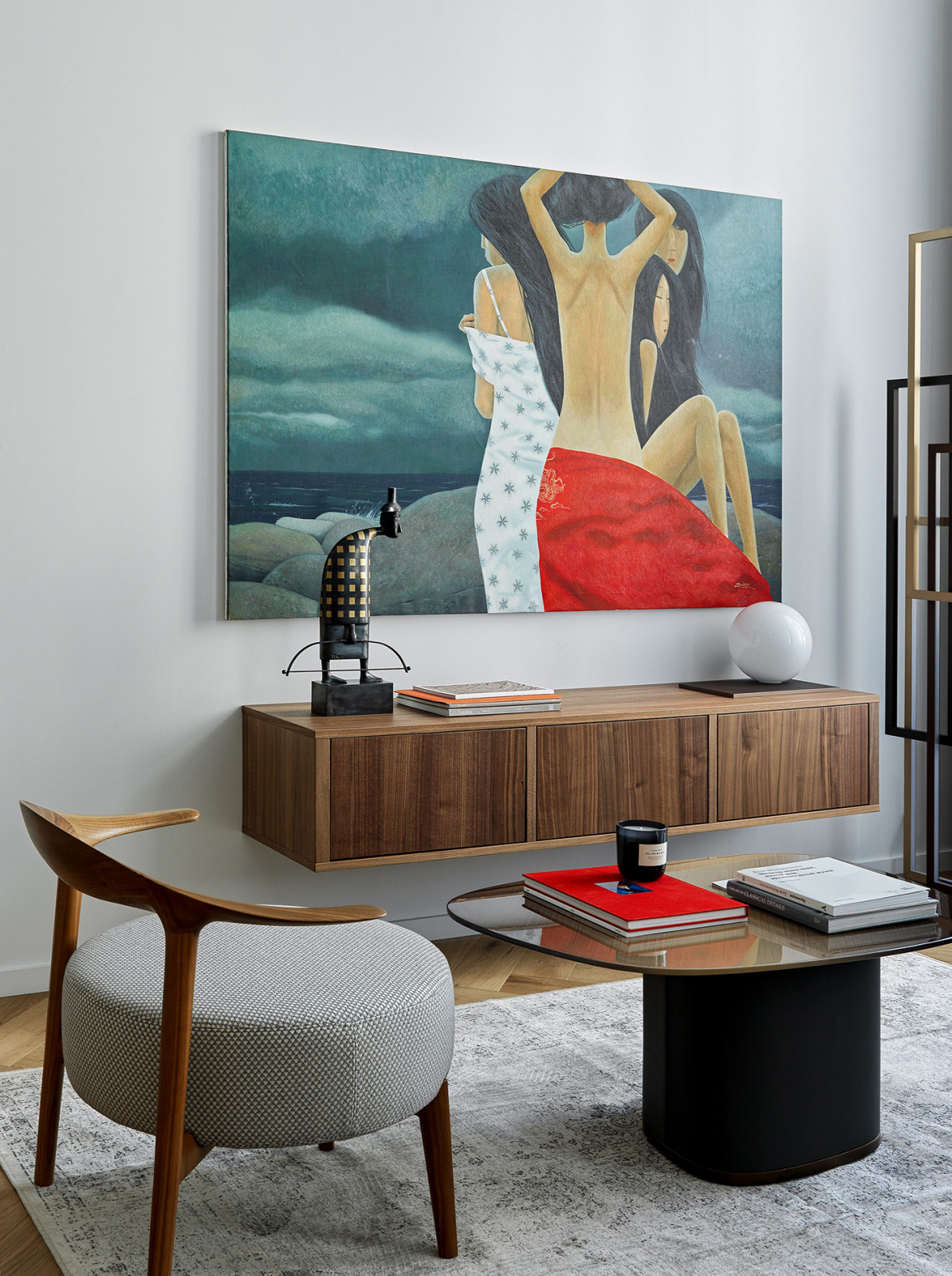 Apartment with accent