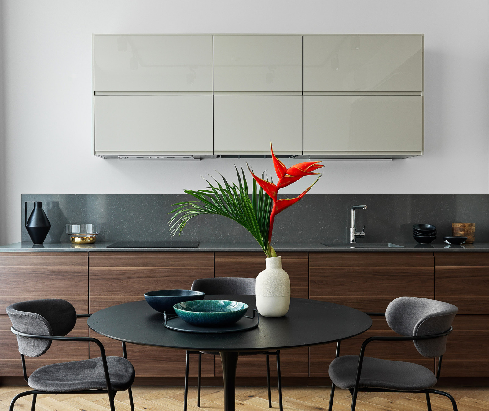 Apartment with accent