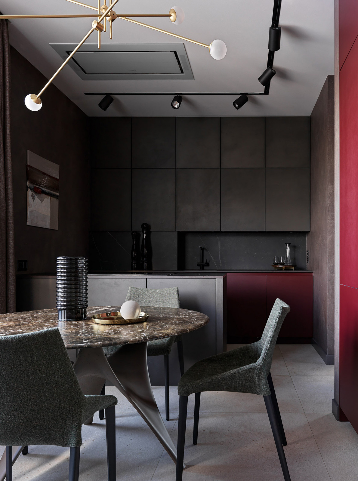 Apartment with grey shades in Saint-Petersburg