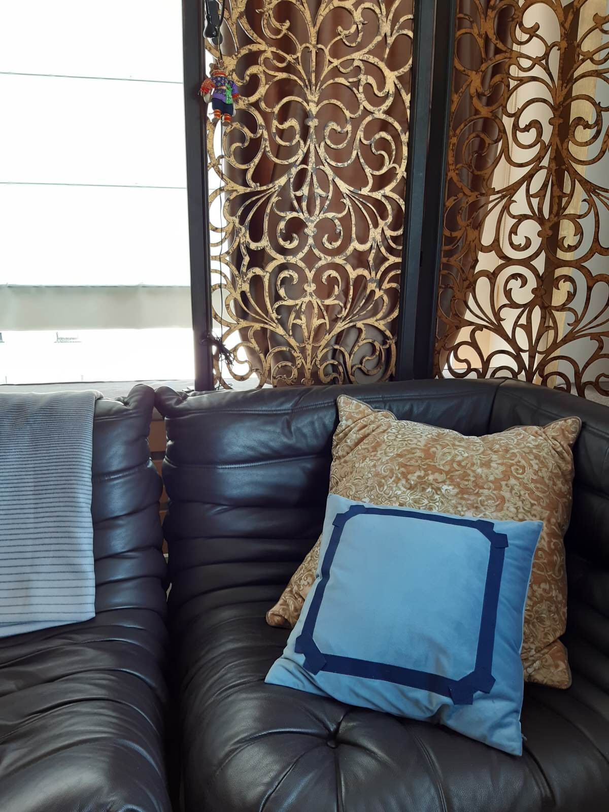 Вышивка, декоративные подушки