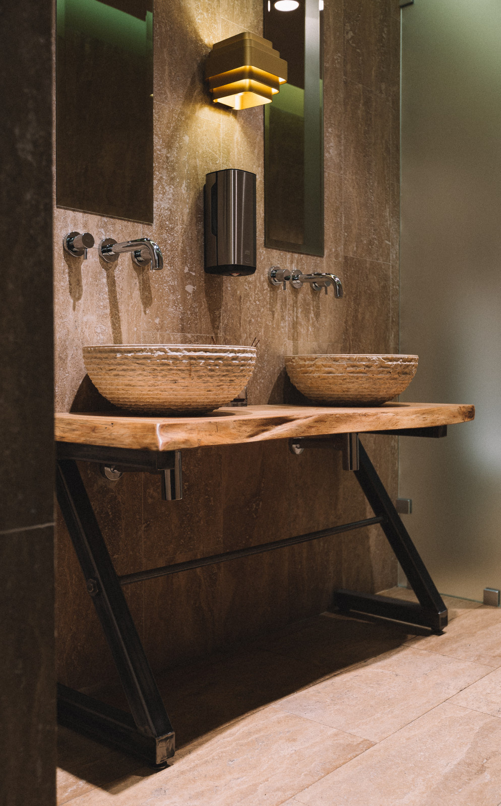 Консоль в С\\У из массива карагача