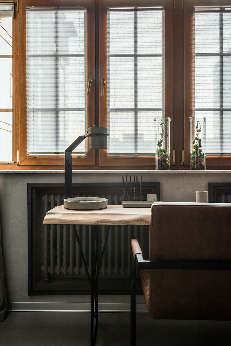 Консоль из массива карагача