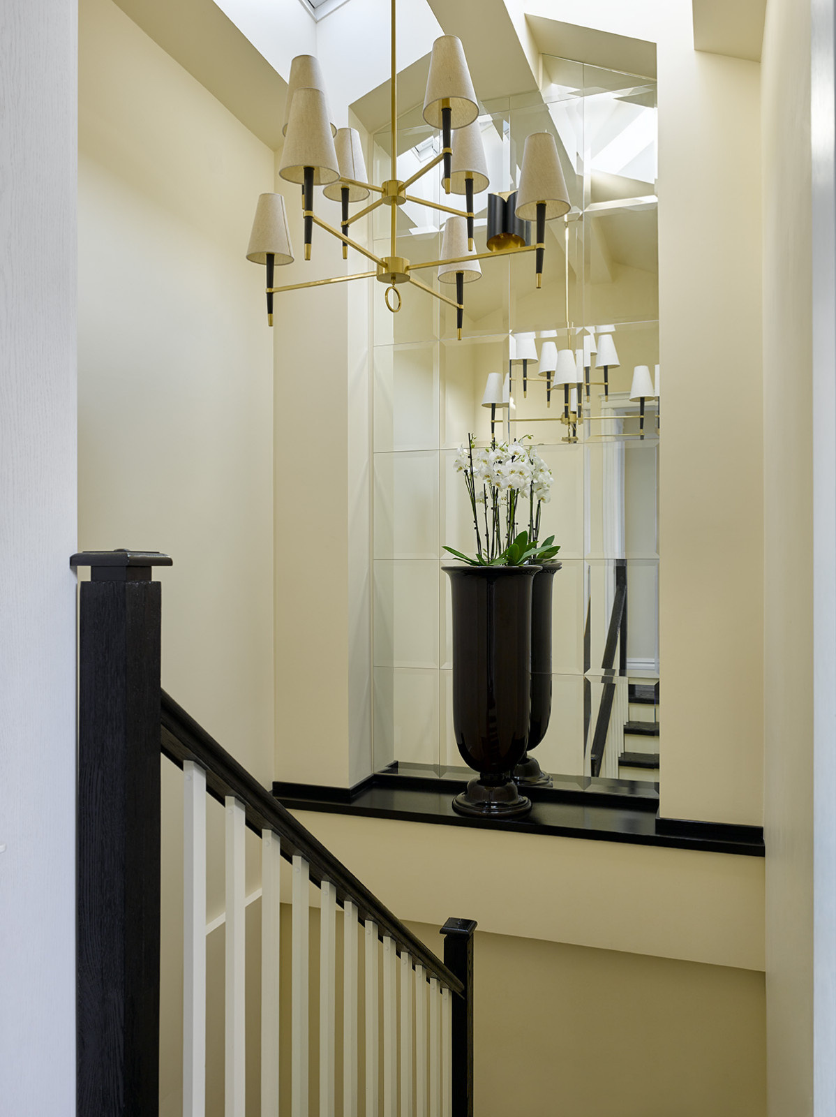 ДВУХЭТАЖНАЯ КВАРТИРА 154 КВ.М НА ПАТРИКАХ