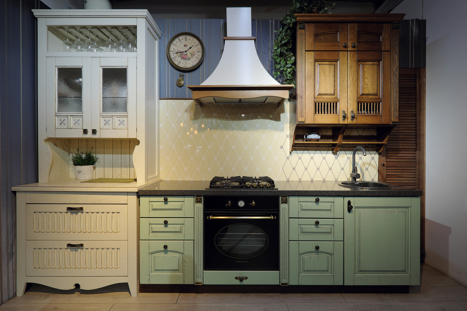 Обложка проекта: Мебель в нашем салоне