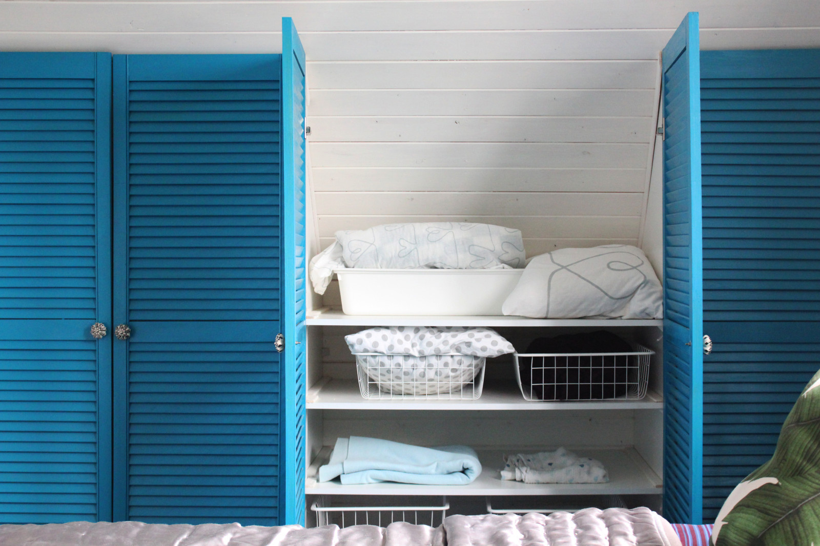 Интерьер летнего дома в Подмосковье со средиземноморским настроением