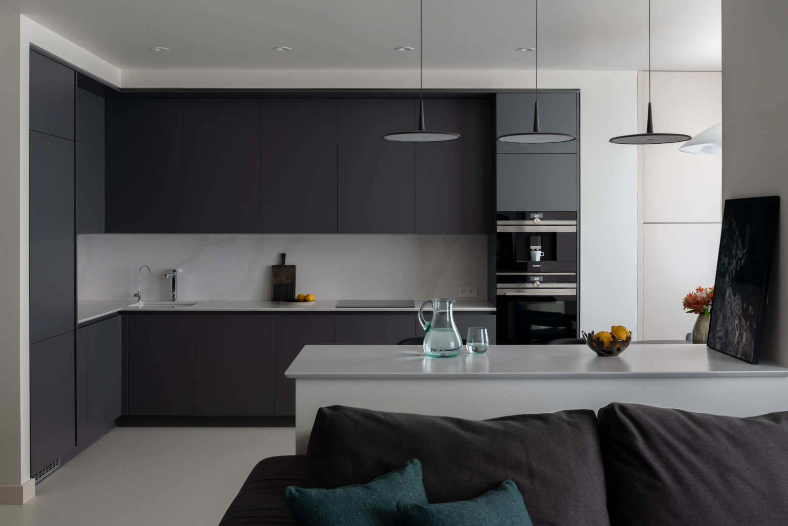 Warm minimalism