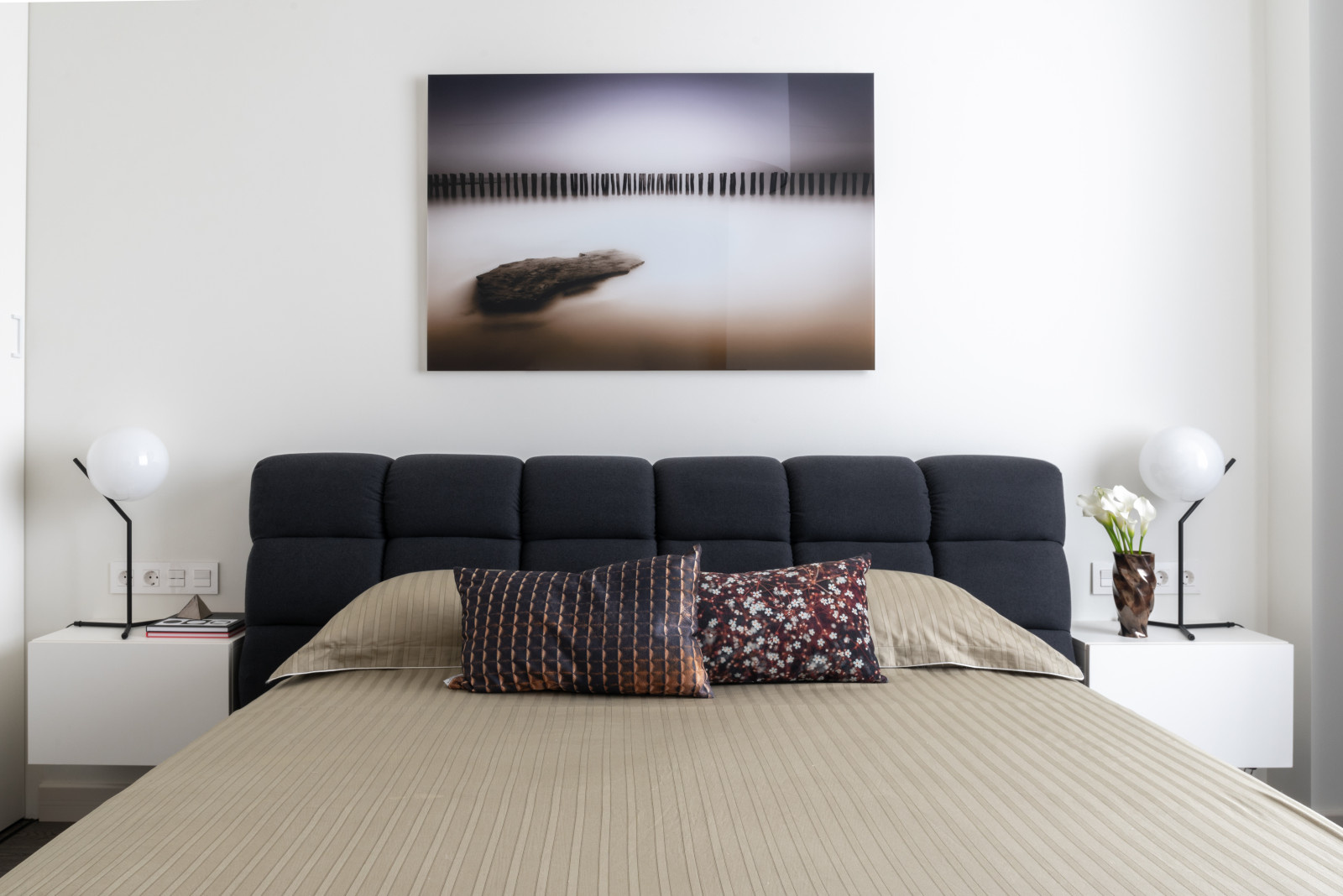 Warm minimalism