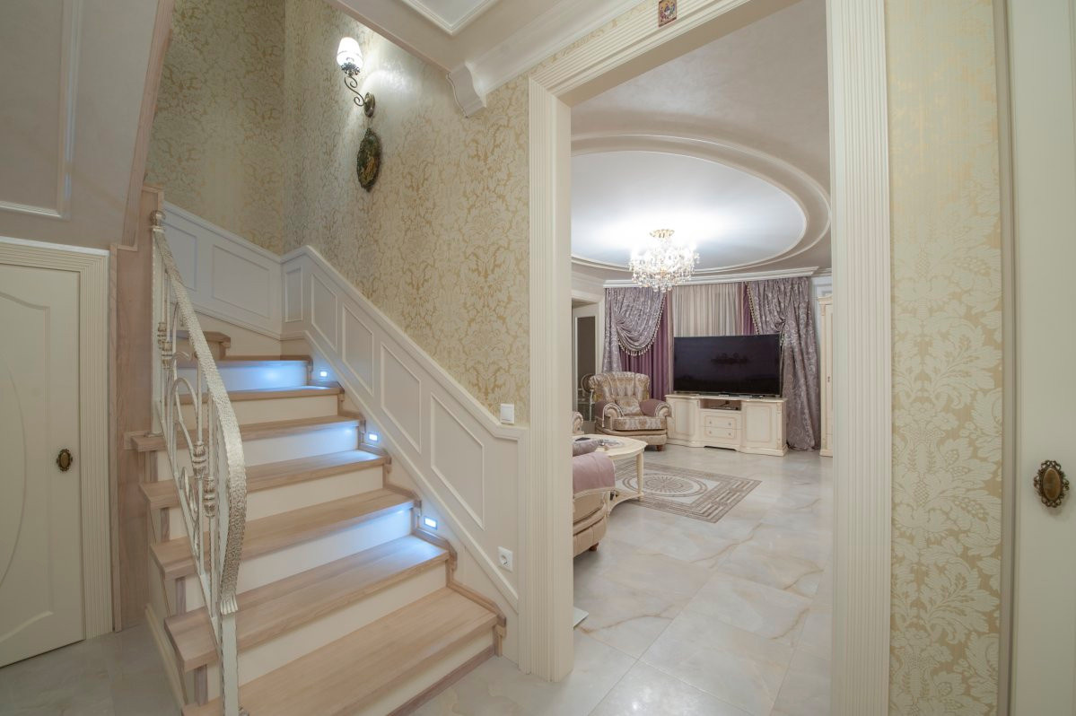 Двухуровневая квартира. Неоклассика (150 кв м).