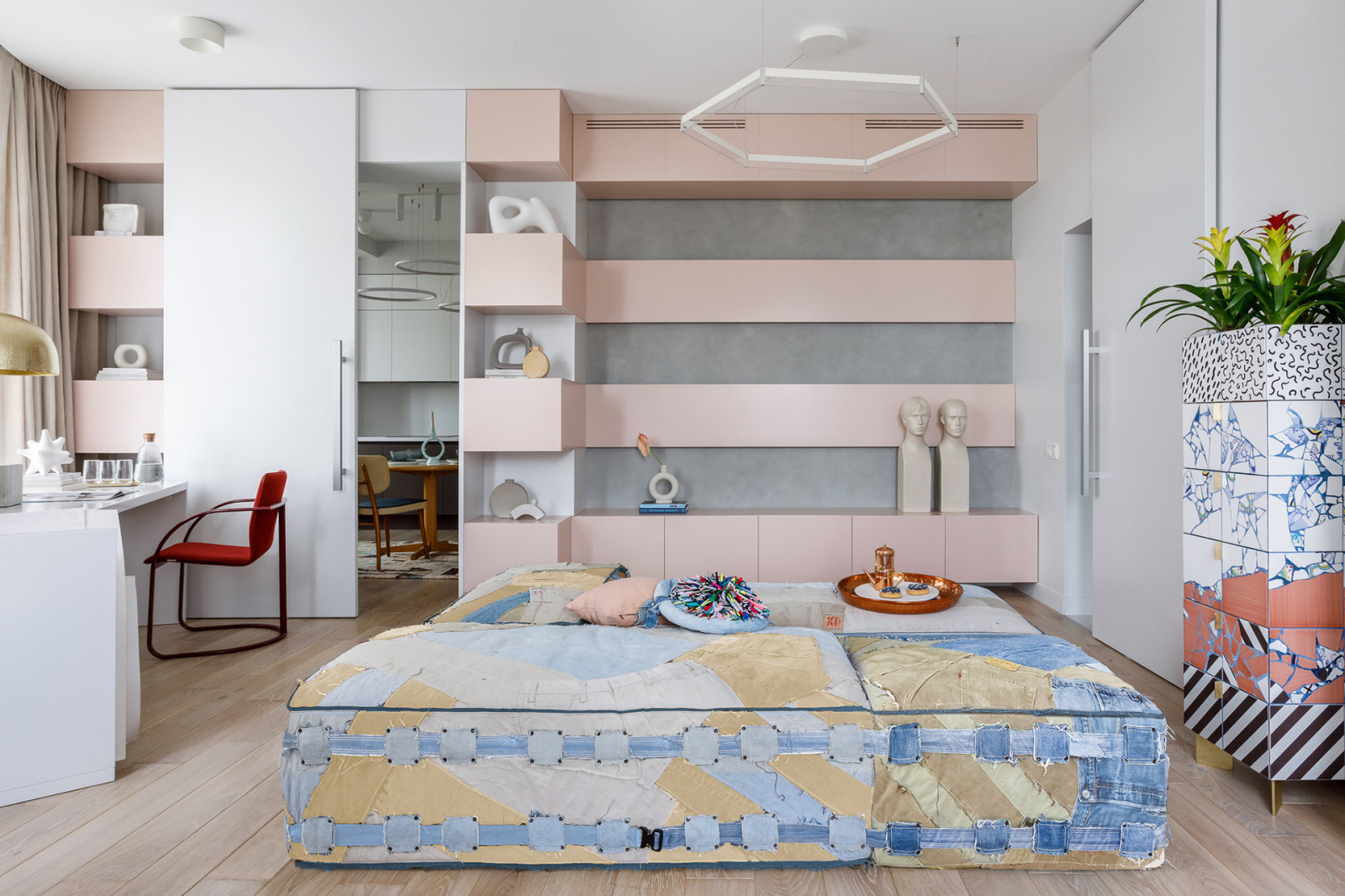 Квартира для молодой художницы в Куркино