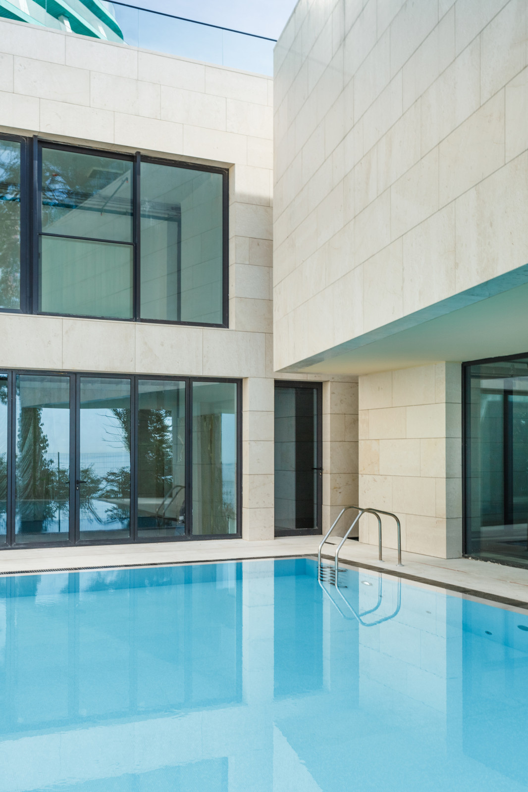 Бассейн на вилле •DIAMOND ROCK• в Сочи