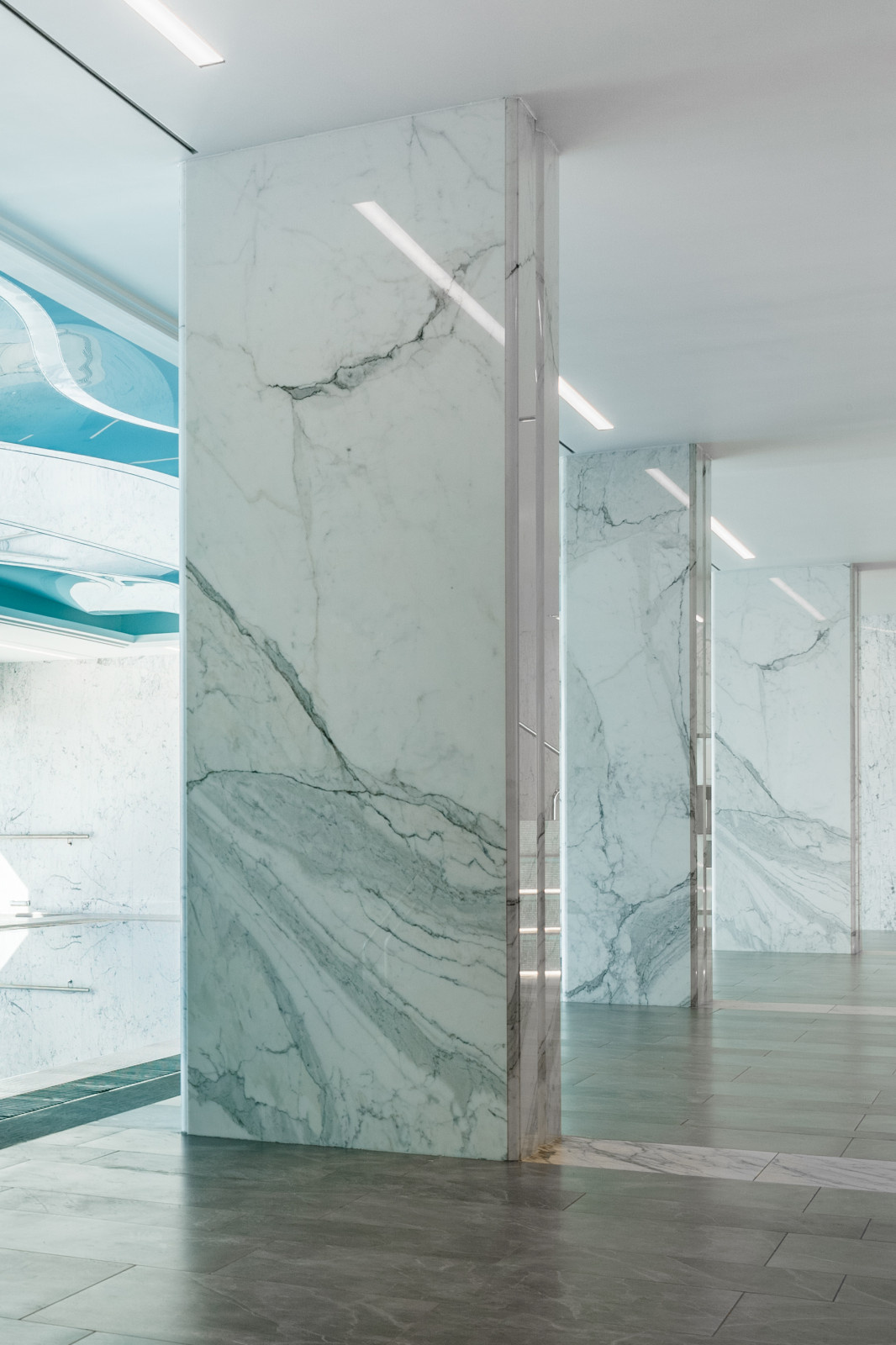 Закрытый бассейн  в REEF RESIDENCE.