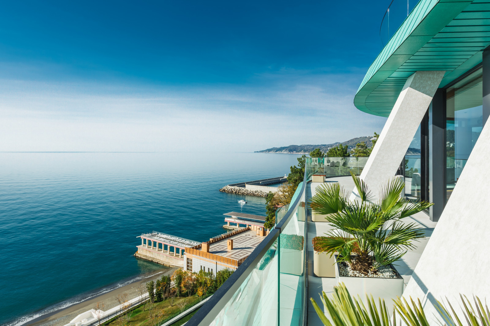REEF RESIDENCE