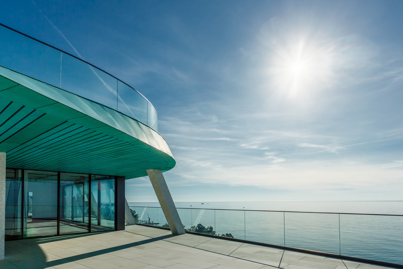 REEF RESIDENCE