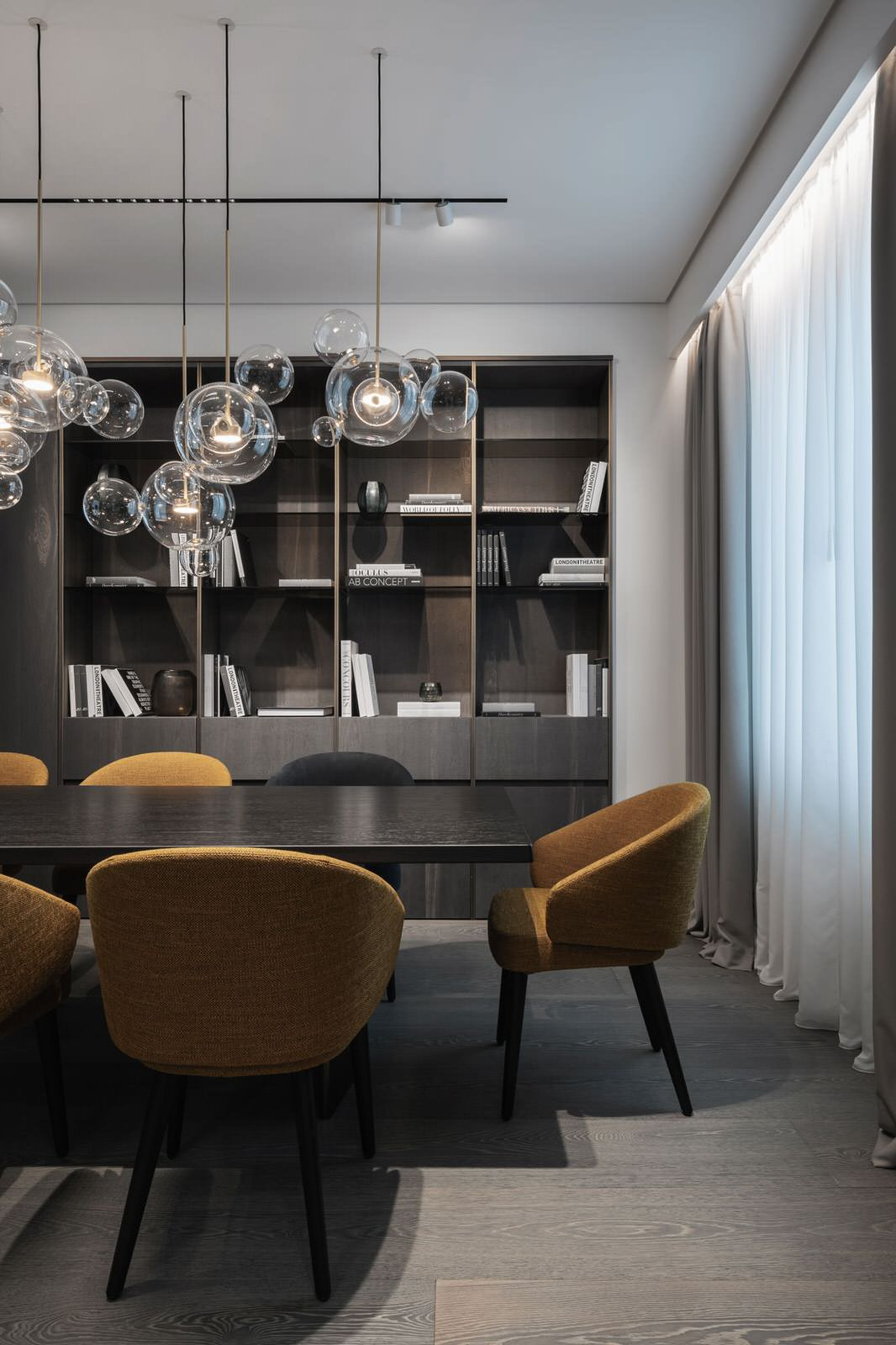 Triumph: eclectic style of stones & metals