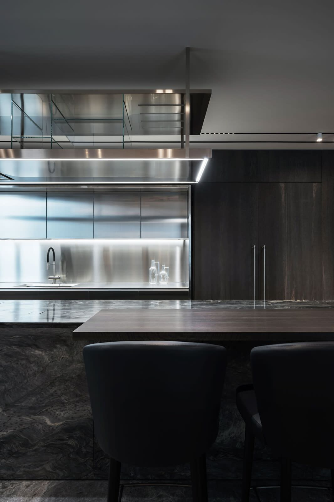 Triumph: eclectic style of stones & metals