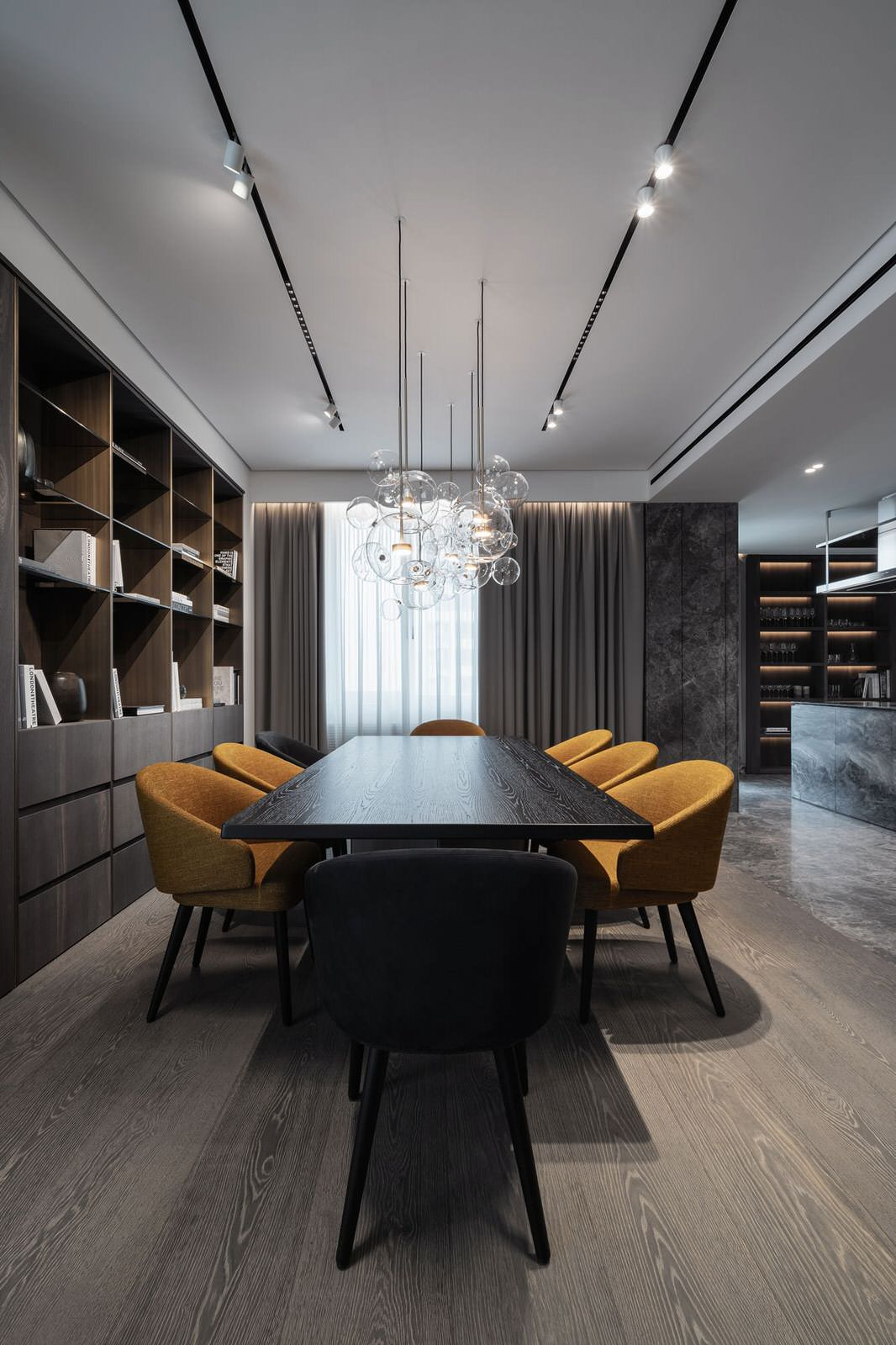 Triumph: eclectic style of stones & metals