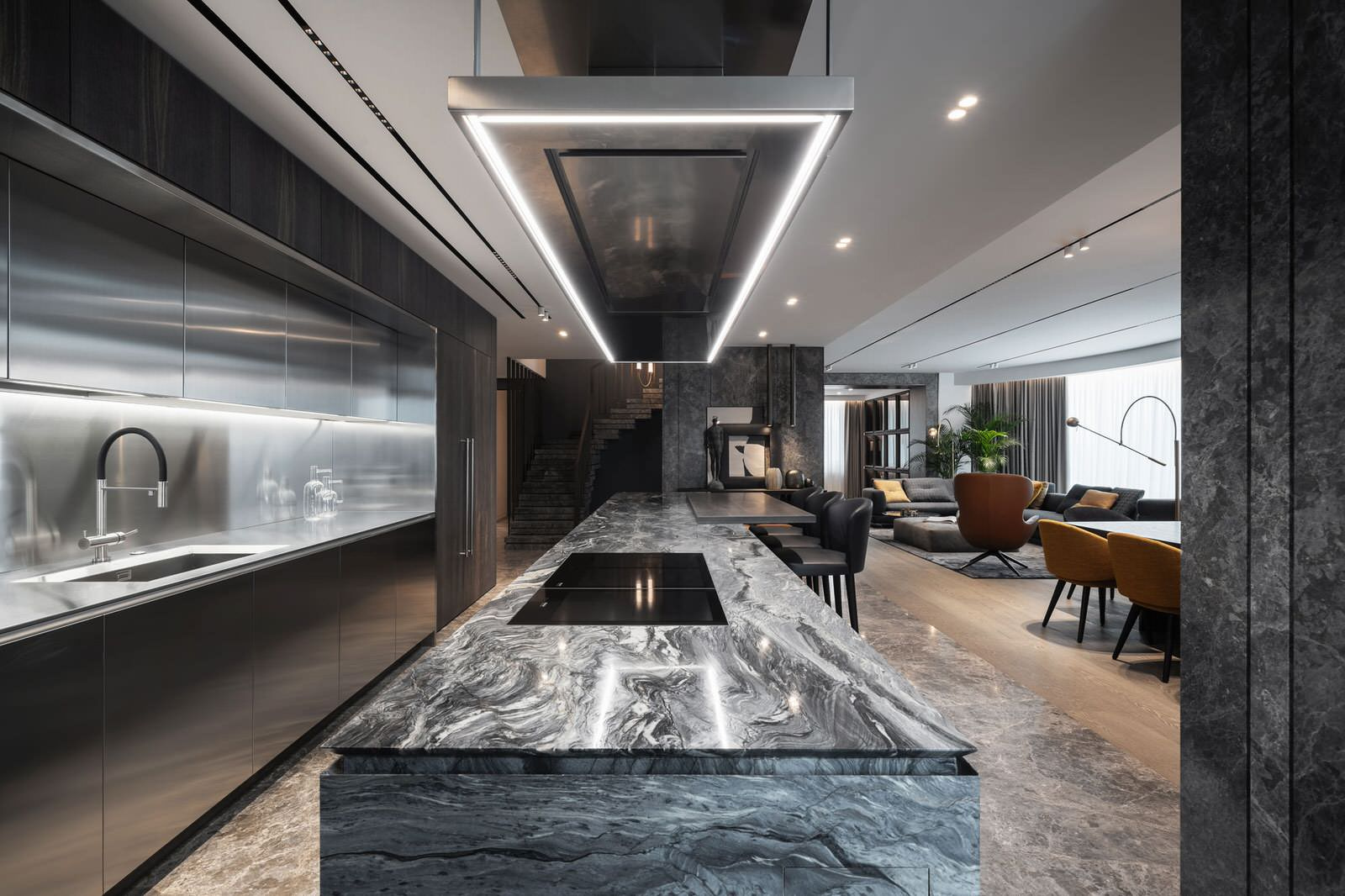 Triumph: eclectic style of stones & metals